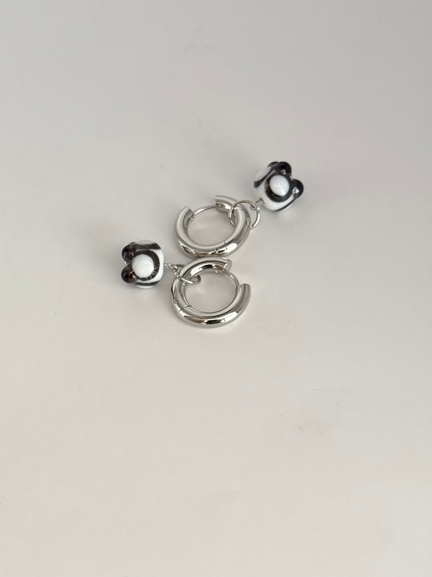 Boucle d'oreille créole argentée
