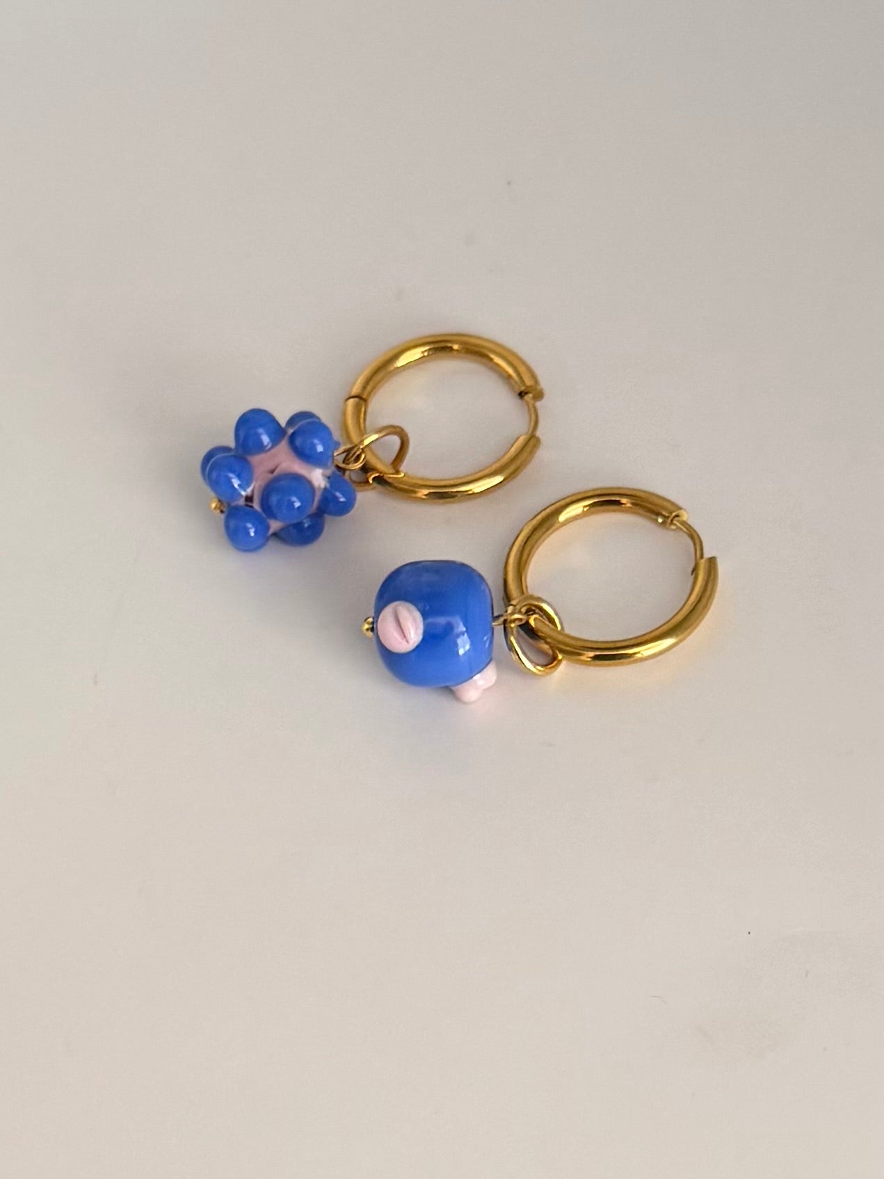 Boucle d'oreille créole unique (dernière chance)