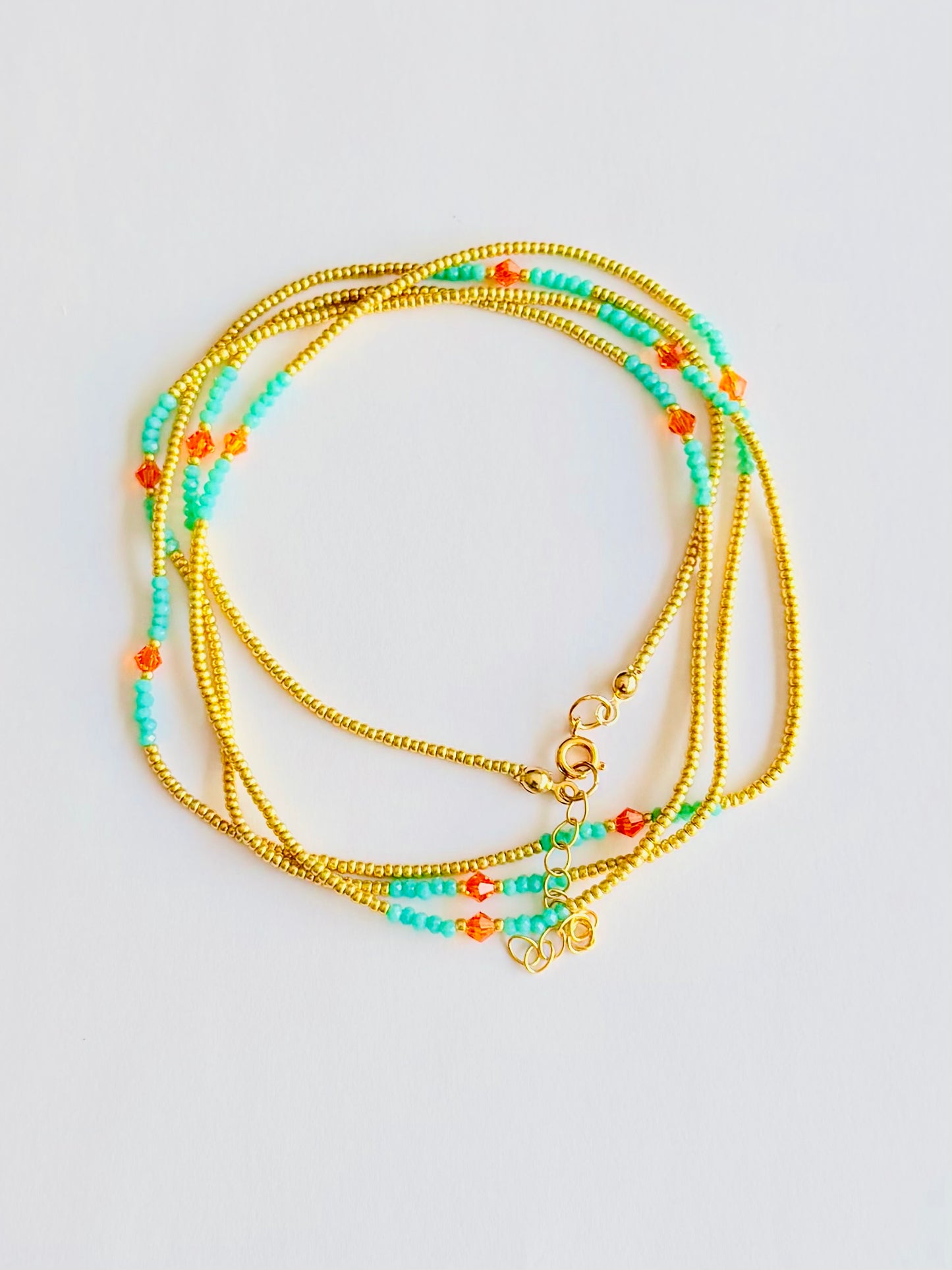Collier perles de corail (été)