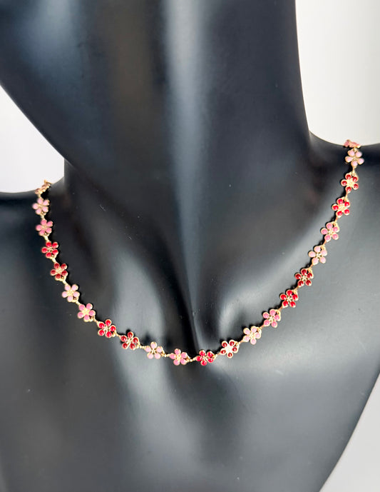 Collier rouge ras le cou (été)