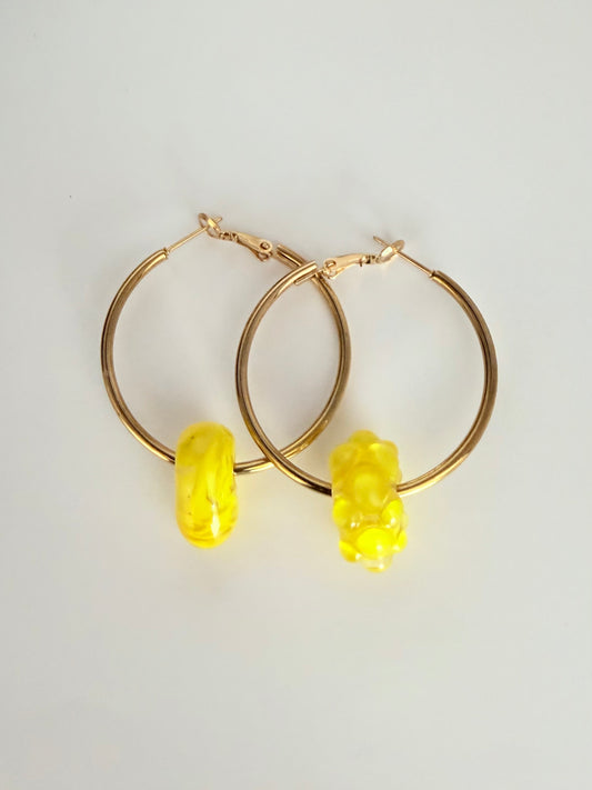 Boucle d'oreille (asymétrique) jaune