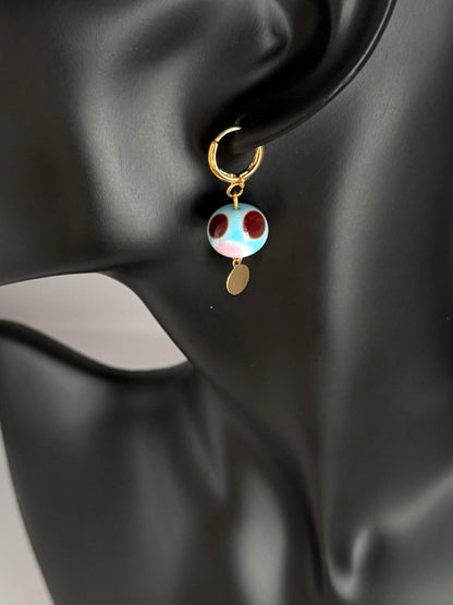 Boucle d'oreille unique (dernière chance)