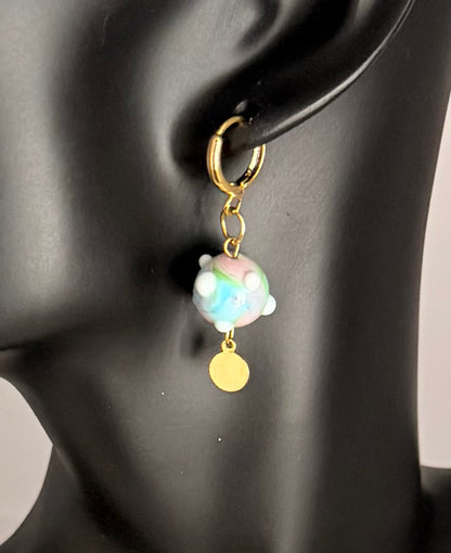 Boucle d'oreille unique (dernière chance)