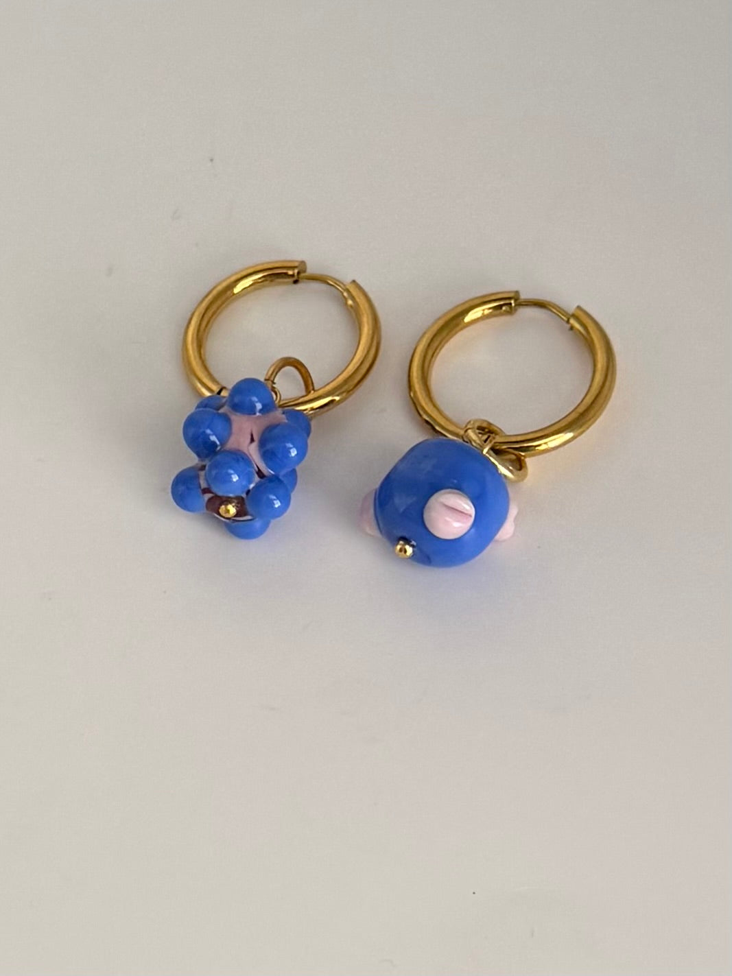 Boucle d'oreille créole unique (dernière chance)