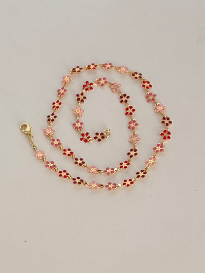 Collier rouge ras le cou (été)