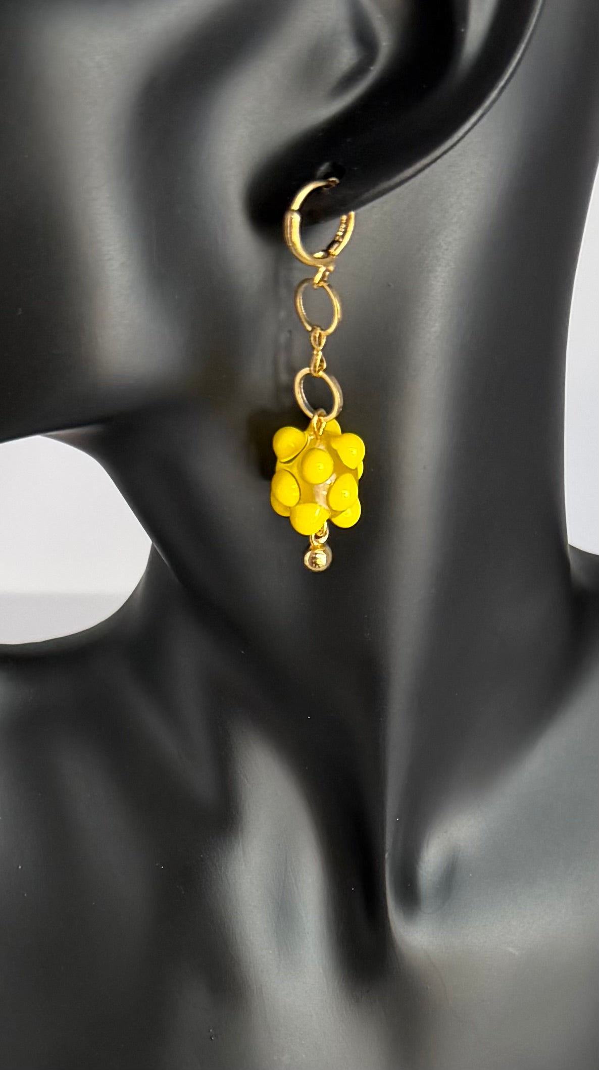 Boucle d'oreille salsa (pendante) jaune