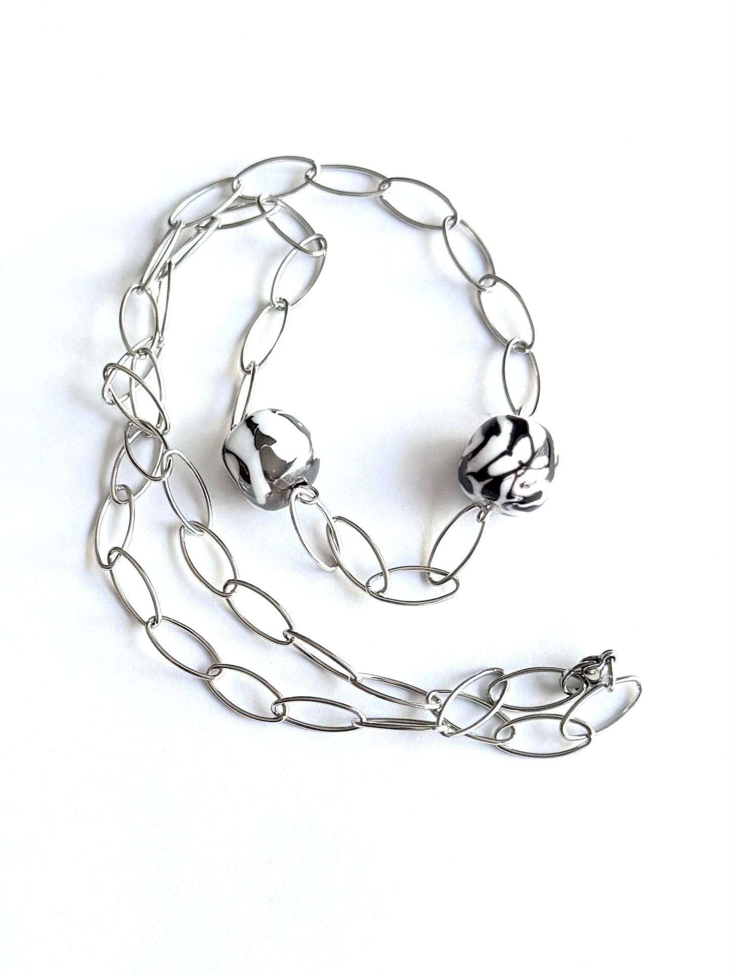 Collier ligne noir & blanc (acier)