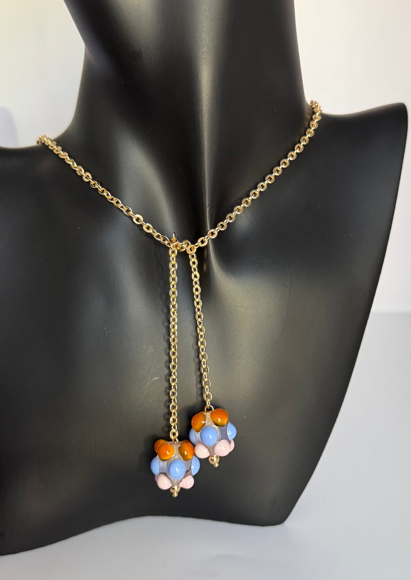 Collier ligne à noué (multicolore)