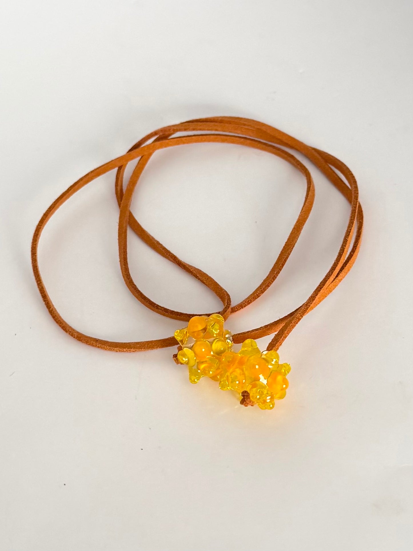 Collier à noué